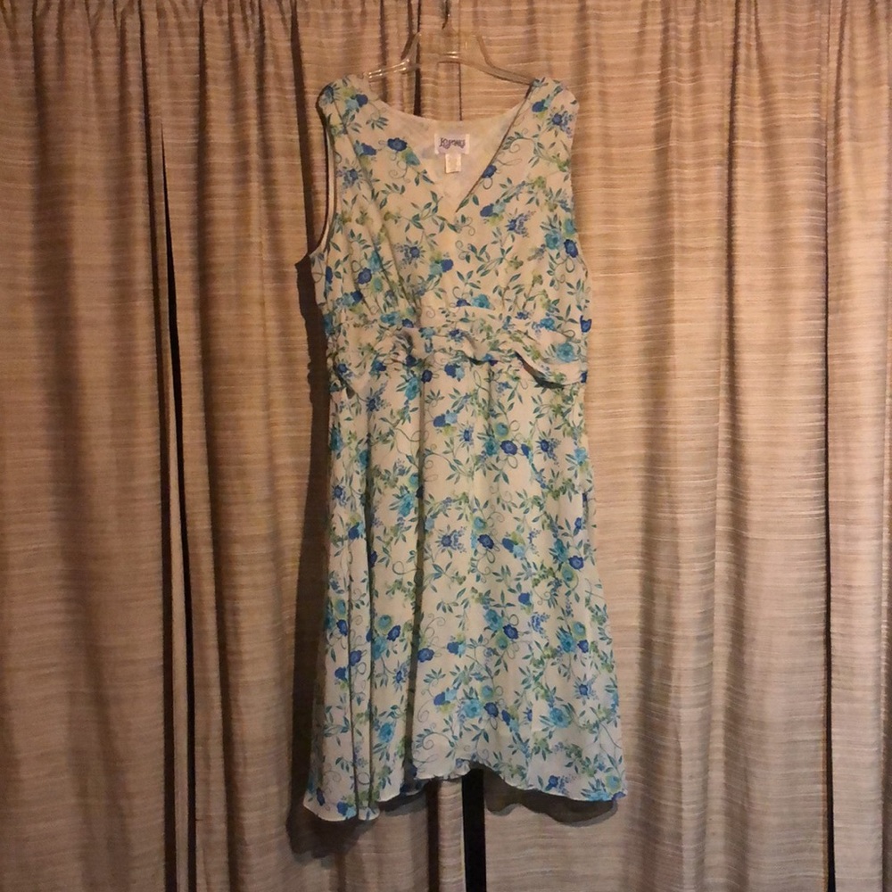Women’s dress